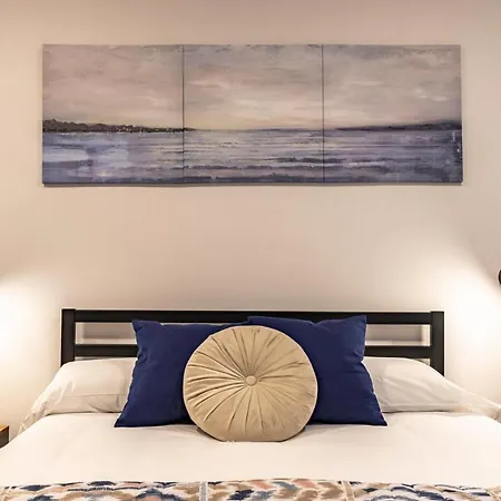 Centro Del Casco Viejo Junto A La Catedral ビルバオ